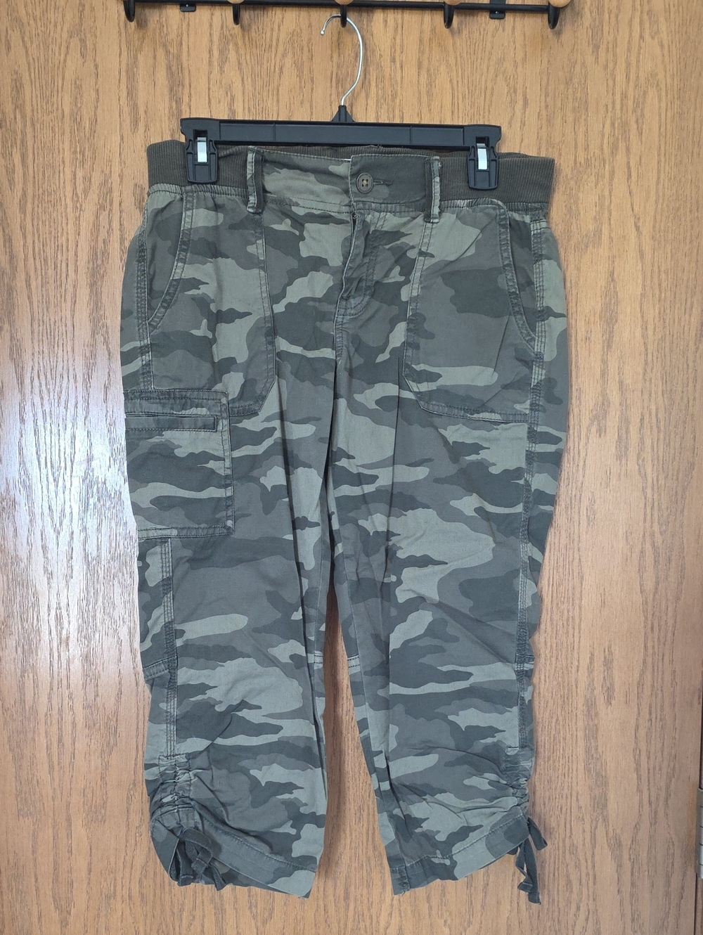 Sonoma Olive Green Cargo Capris